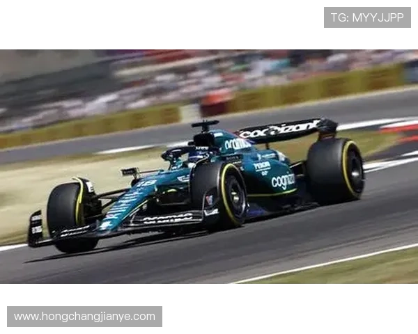 F1赛季激烈角逐 各车队备战新赛季 引擎升级成关键因素